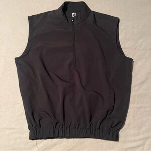 Footjoy Light Weight Black Golf vest Size: Medium
